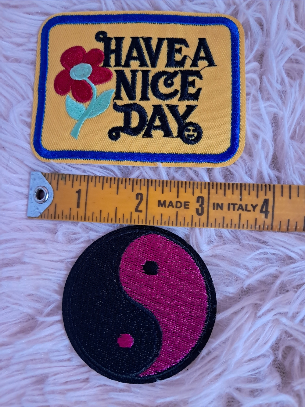 'Have A Nice Day' Patch & Black-Pink Yin Yang Patch Set! - Picture 2 of 6